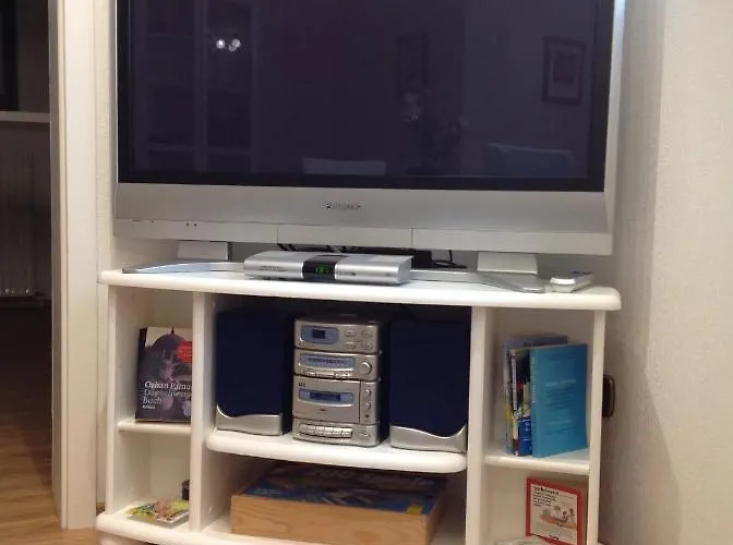 Helle Fewo, 60 Qm, Souterrain, Eigener Eingang, Rhein Und Nahe דירה בינגן אם ריין