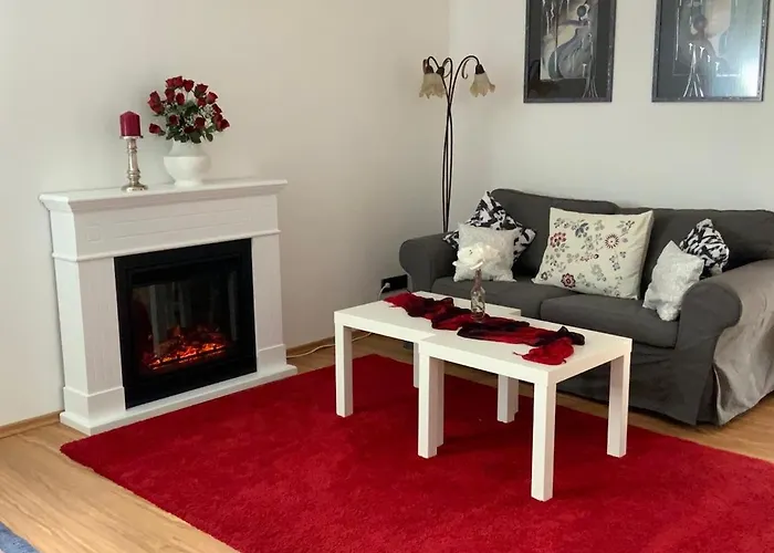 Helle Fewo, 60 Qm, Souterrain, Eigener Eingang, Rhein Und Nahe 莱茵河畔的宾根